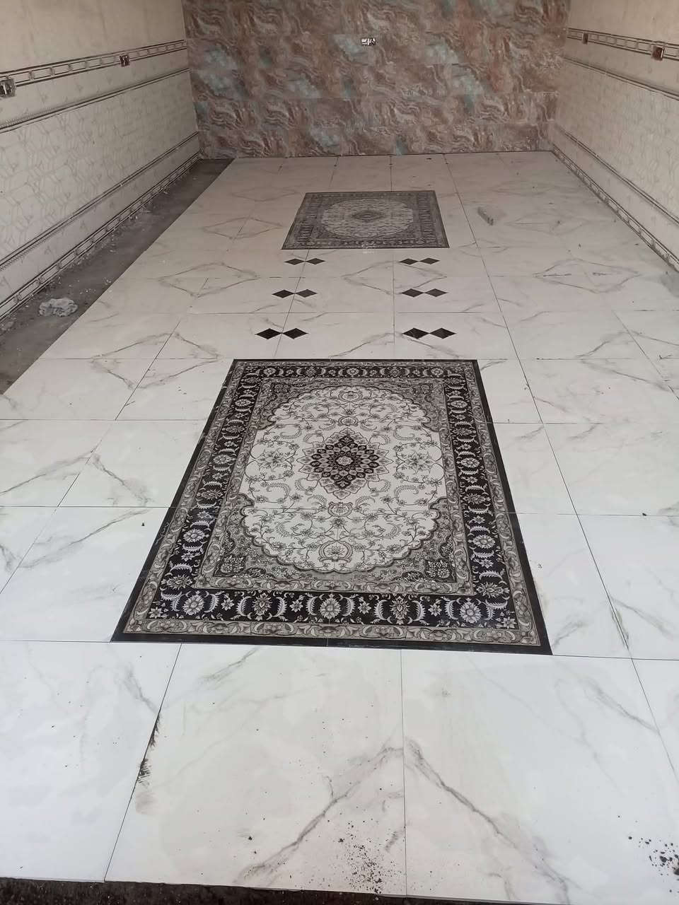 خلفه سيراميك وارضيات وتغليف وجهات حجرومرمروفوم وشغل درجه اوله وللتواصل على لخاص ولاتصال على رقم *********** ديوانيه مركز ملاحضه ضغيره ليعنده واجه مغلفه حجرويريدواحديجليه يدلل
