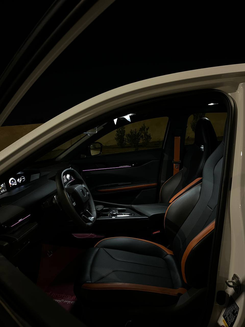 شانجان uni v 2025 ماشية 10000 كفالة عامة داخله بالضمان 
السعر 225$


**إذا كنت صاحب هذا الإعلان وتريد حذفه لأي سبب، رجاءا أرسل رسالة إلى الدعم الفني**