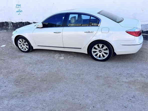 سلام عليكم شباب جنيسيس 2009 للبيع سياره مكفوله من الظربه والصبغ وفول مواصفات حته ماوس وأحله من الصور بهواي شرط مال جناي شرط جاهزه من دعاميه لدعاميه مناقصه اي شي لاستفسار عله سعر رقم *********** رجا الي متعجبه سياره عوفه مو يصير كوميدي براسي
