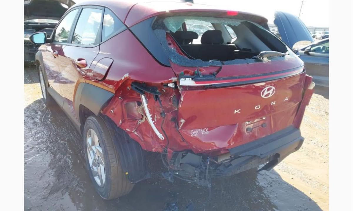 ‏سلام عليكم هونداي كونان موديل 2024 سيارة كفالة ما عدأ جنطه بارد سيارة جديدة وما  بيها صبغ كفاله محرك 2000 سيارة بصمة ونقط عمياء تحديد مسار كشنين تدفأ  رادار امامي وخلفي مكاني مدينة الصدر سعر 170 ورقة بيها مجال رقم الهاتف ***********
