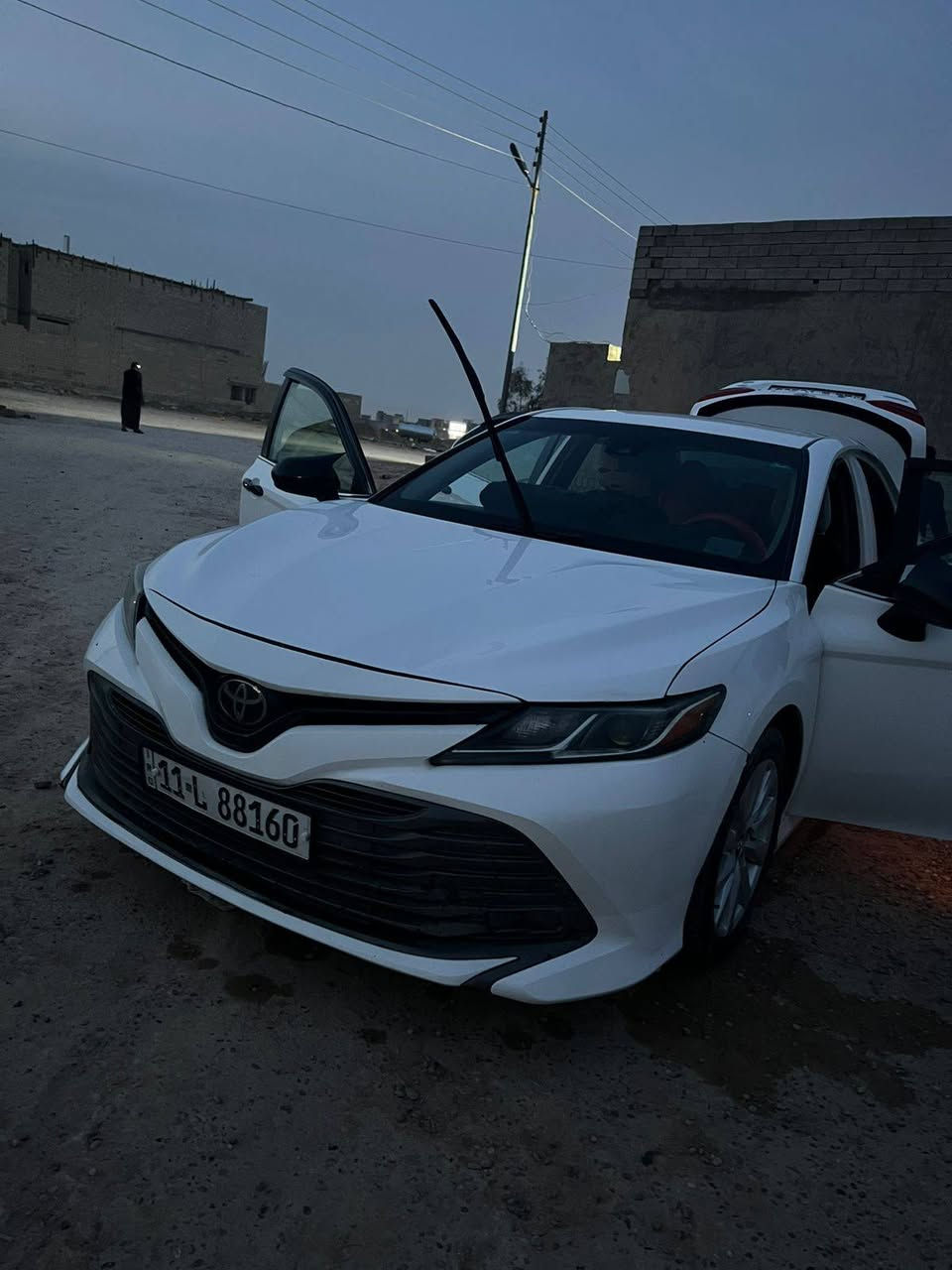 للبيع والمراوس الثنين يرهم 👍
سلام عليكم تيوتا كامري موديل 2019 وارد أمريكي فئه LE الحادث مالتها الجاملغ الأمامي والباب وشبر بل هلال  الخلفي مال الجاملغ محرك كير شرط محركها 2500 الاستفسار والاتصال ***********
