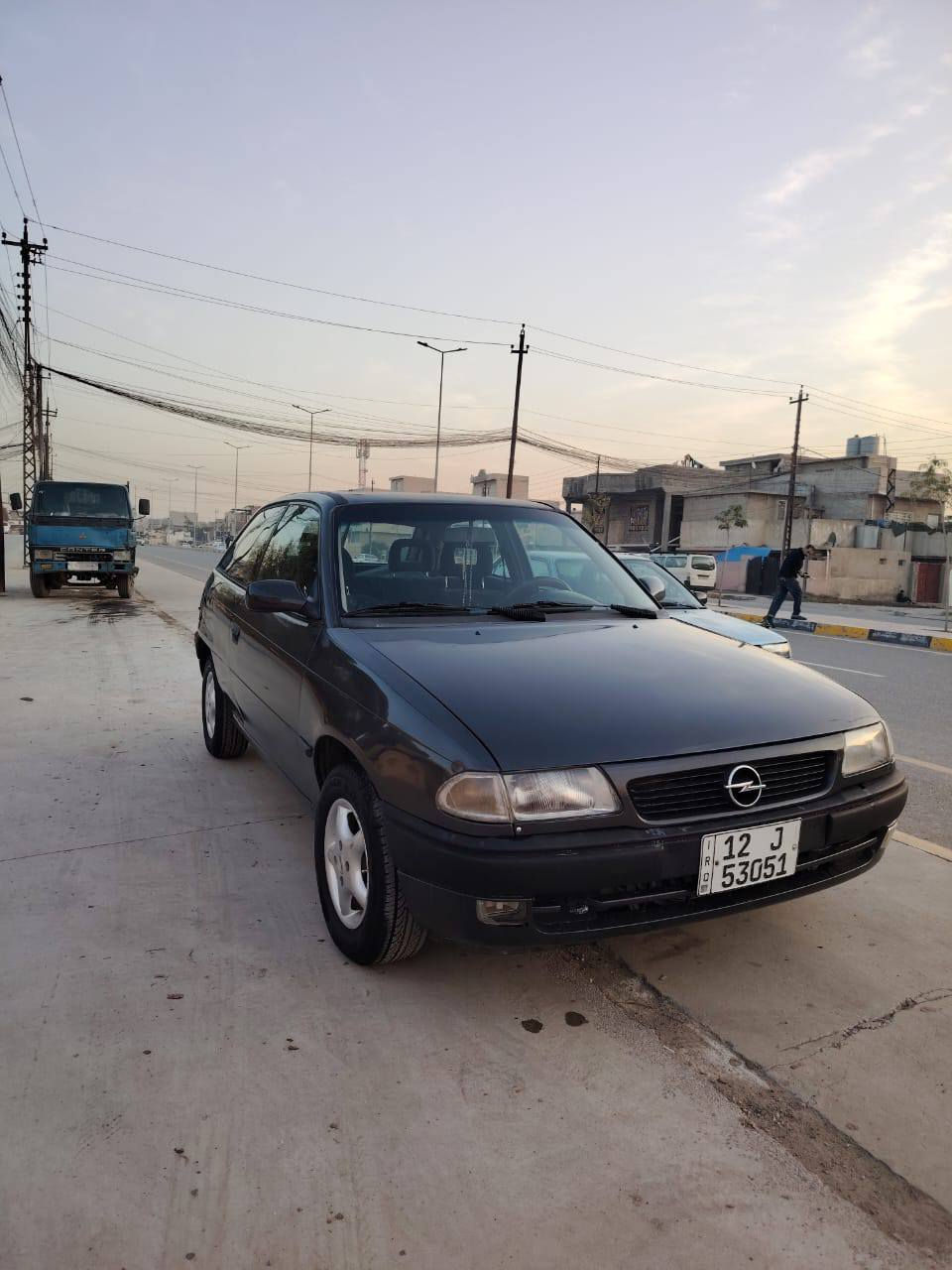 السلام عليكم أسترا موديل ١٩٩٣ تك باب محرك أستندر معمر قبل يومين كير شرط تبريد أصلي شغال  ويل كب تايرات  جديدة بطارية جديدة مصبوغه حزام رقم دولي الشرعي موجود  تحويل فقط بدون وكالة  الرقم  ***********+***********
السعر 38 وبيها مجال
