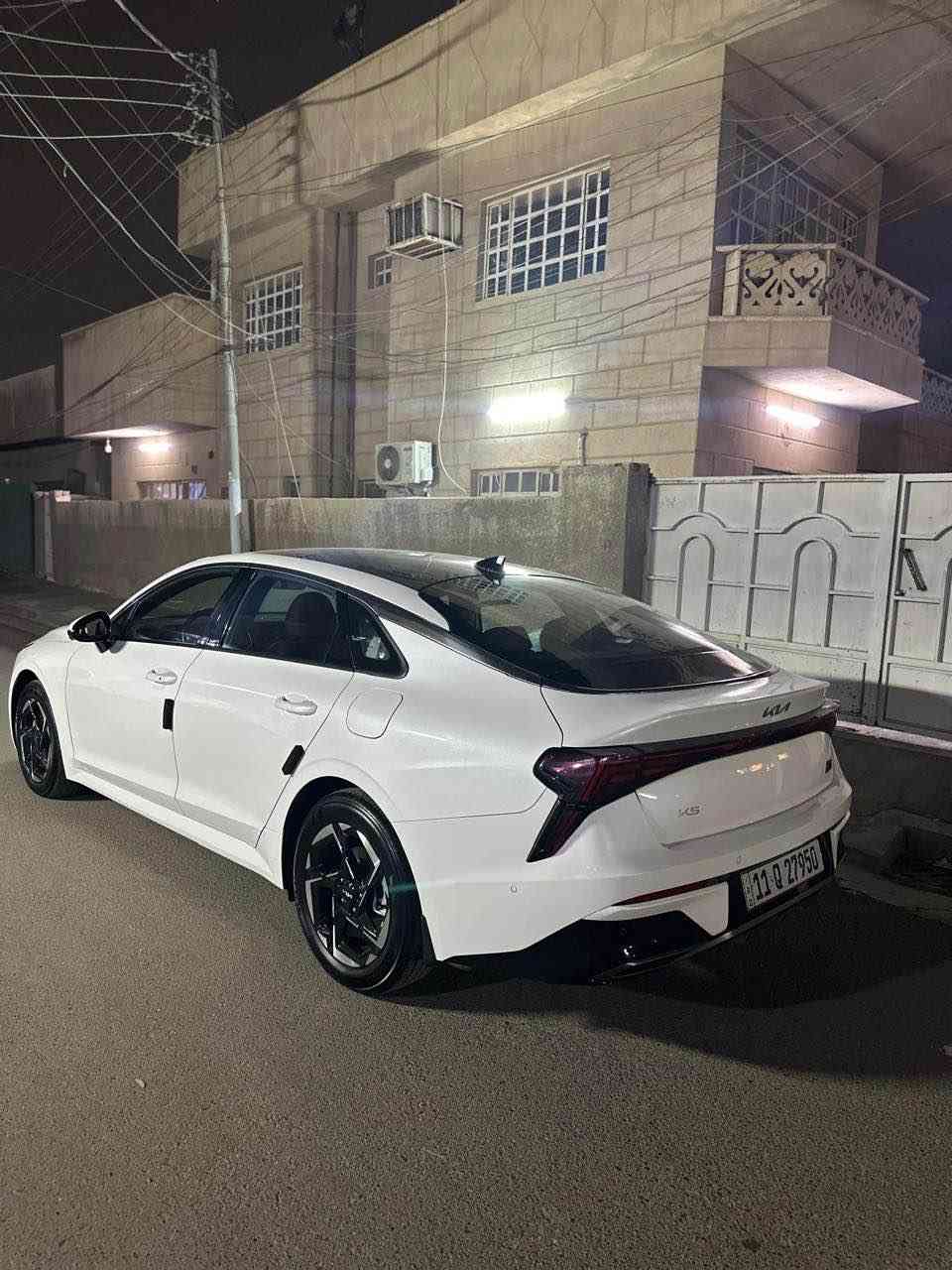 كيا كي فايف فول مواصفات للاخير VIP
 (كيا كي فايف Kia K5 2025 خليجي) 
✈️مكفوله كفاله عامه 
 📢كفاله عامه من كُلشي مكفوله 
📍فولللل vip 
 📍خزن ميموري 
📍عداد ديجتال
 📍اربع كامرات
📍 ثنين كراسي كهرباء
📍 تشغيل عن بُعد 
📍بكلايت LED 
📍داخل جلد لونين 
📍كشنات تدفئه تبريد 
📍اوتو هولد 
📍ترحيب عند الاقتراب 
📍5 انظمة قياده 
📍مري قلاب
📍اضاءه اوتو
📍مري شفط 
📍قطعتين تبريد 
📍محرك 2500cc Smart المحرك الذكي 
📍هاند بريك بصمه ((P))  
📍 ماشيه ١٥ الف كيلو متر 
📍السعر 25700$وبيها مجال 
📍 مكاني بغداد شهداء البياع او حي الاعلام السعر ٢٥٥٠٠ يعني ٢٥٥ ورقة وبيهة شي بسيط للاستفسار سيف *********** بغداد, العراق
