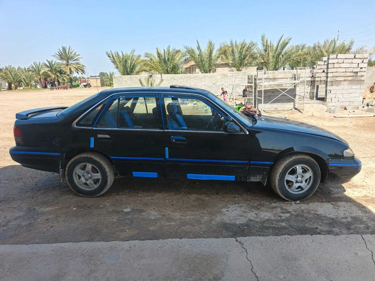 سلام عليكم سياره برنس لون اسود 
رقم بغداد سياره سياره جهازه 
مكان فلوجه تفاصيل وتواصل ع رقم 
***********
