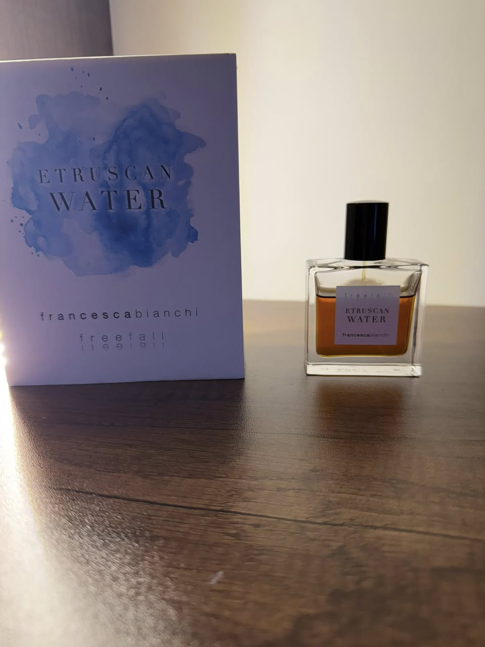 مجموعة عطور للبيع
1- Fragrance Library The Overcoat 
ماستر مستعمل رشات مع الباكيت
السعر ٩٥ الف 

2- Fragrance Library Lost Illusion 
تيستر مستعمل رشات مع الباكيت
السعر ٨٥ الف

3- THE CONQUEROR Voyage Royal  
ماستر مستعمل رشات مع الباكيت
السعر ٣٥ الف 

4- ETRUSCAN WATER
مستعمل حسب الصوره ماستر مع الباكيت 
السعر ٤٥$

5-  D&G Light Blue intense 
متبقي حسب الصوره ماستر مع الباكيت 
السعر 30$

6- OuD Marrakech Blend oud 
مستعمل رشات ماستر مع الباكيت 
السعر 45$

7- Glod Oud Blend oud 
مستعمل رشات ماستر مع الباكيت 
السعر 45$

8- Mirage Blend oud 
مستعمل حسب الصوره بدون باكيت 
السعر 38$


**إذا كنت صاحب هذا الإعلان وتريد حذفه لأي سبب، رجاءا أرسل رسالة إلى الدعم الفني**