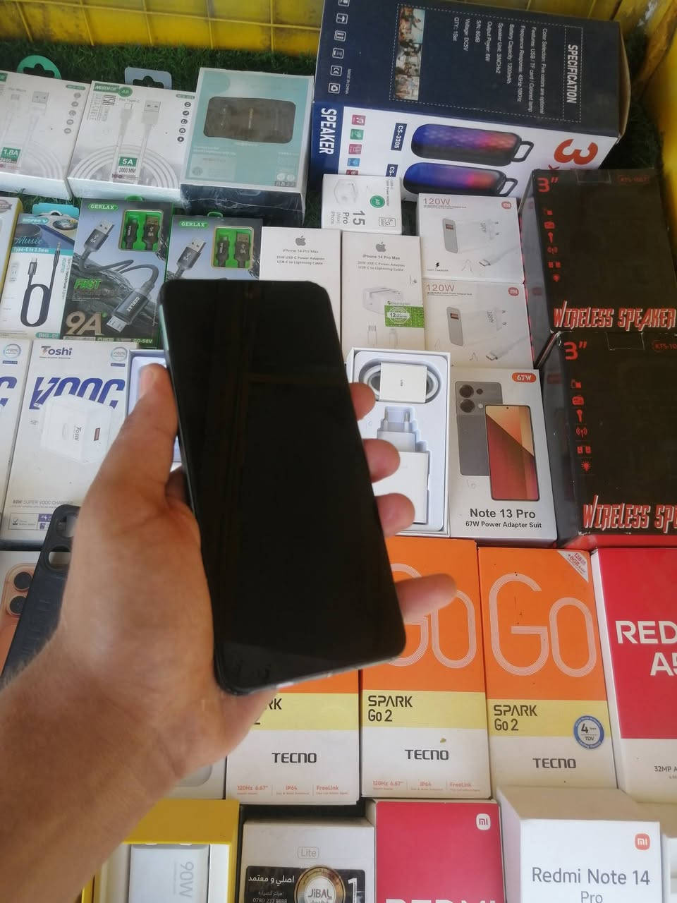 السلام عليكم
جهاز للبيع أو مراوس 
سعر 120 وبي مجال 
realme C55 ريلمي سي ٥٥
ذاكره 256 رام 8+8=16 
بطاريه 5000 يدعم الشحن السريع التايبسي  33واط 
جهاز لوك مغلف جماليه لا أكثر 
تفاصيل واضحه 
للاستفسار الاتصال ***********
