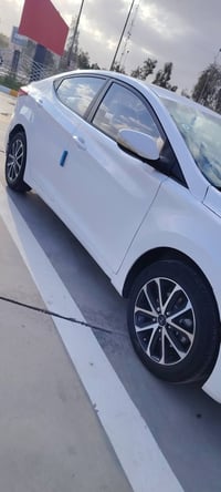 النترا 2016 خليجي محرك 1800دوش رقم بغداد بدون صبغ قطعه وحده تبديل بلاد...