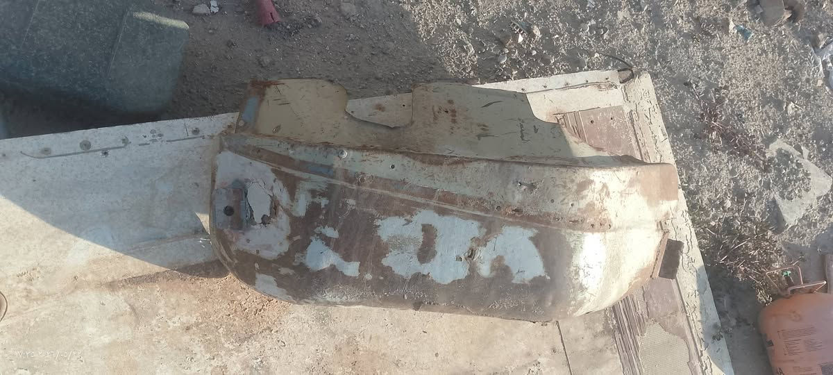 السلام عليكم ورحمه الله وبركاته متوفر ادوات شاص قديم بيك اب وايضا توجد قمار العنوان بغداد جرف النداف للاستفسار الاتصال على الرقم التالي ***********
