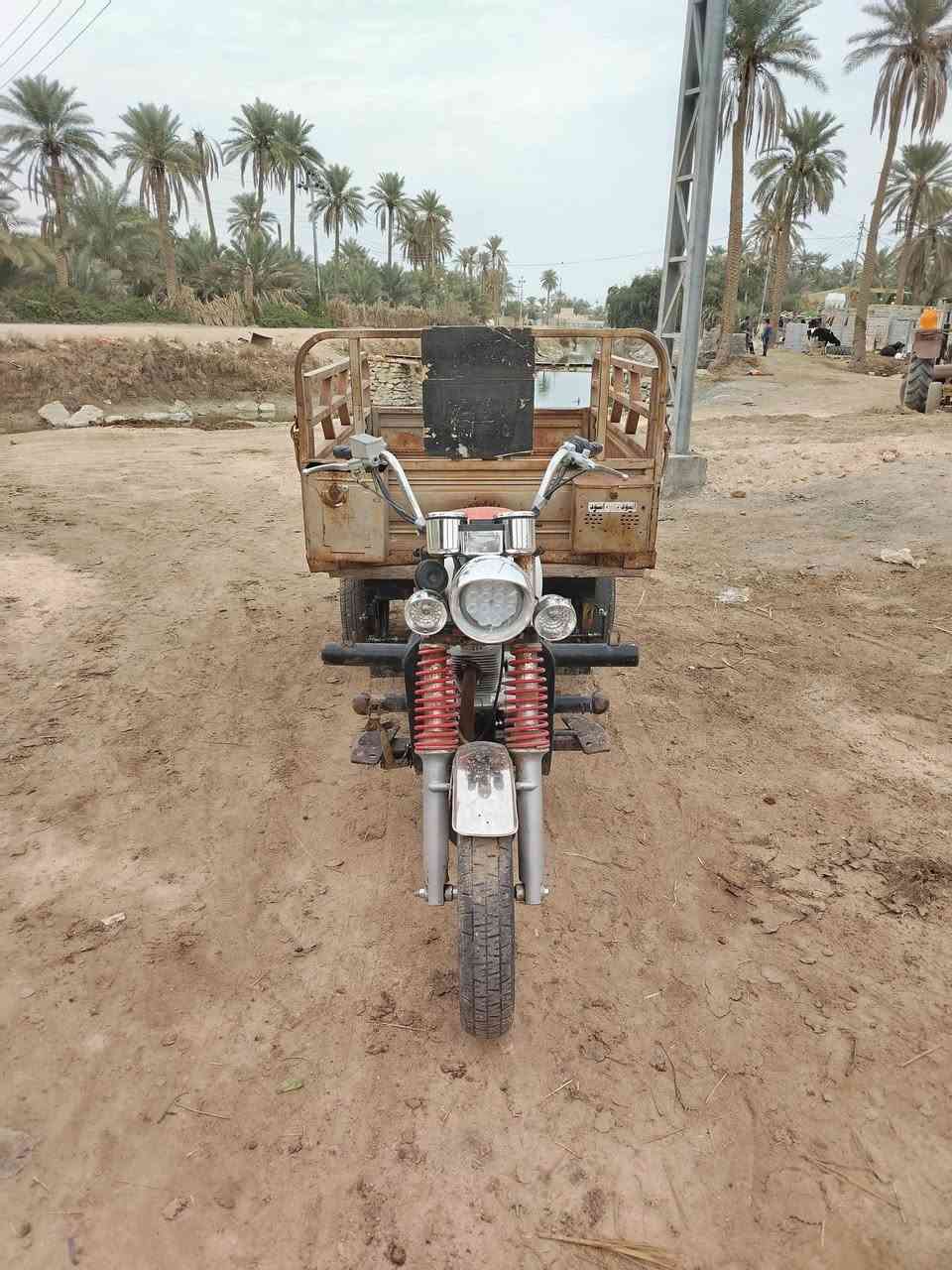 ستوته لبيع كلك مكفوله اكسن مكفول شاصي مكفول مكينة مكفوله تعمير كله ٢٥ السعر ٦٥٠ بيه مجال الاتصال مكاني مشخاب ***********
