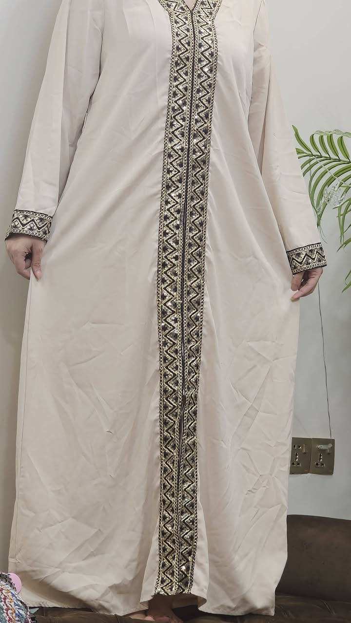 بشت قطعتين كلش راقي وثكيل
من وره البشت عيون كلش حلوه
خياط كلفني ٨٠ 
ابيعه ب ٤٠
الباقي على ١٥ الف 
ملبوس مرا وحدة وكلش نظيفات 
التوصيل بغداد ومحافظات ٥


**إذا كنت صاحب هذا الإعلان وتريد حذفه لأي سبب، رجاءا أرسل رسالة إلى الدعم الفني**