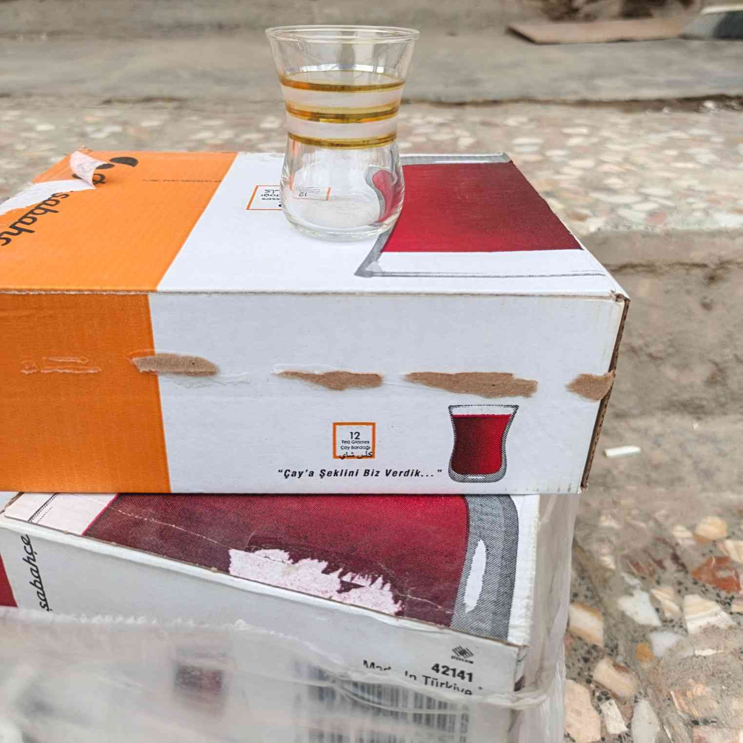 سيت استكان ☕🍵🫖☕ تركي محزم ذهبي وثلجي 
السيت يحتوي على 12 قطعه 
سعر السيت ب 4 الاف 
العنوان الديوانيه شارع سالم مجاور مخبز الف عافيه
0️⃣7️⃣8️⃣1️⃣7️⃣3️⃣7️⃣5️⃣1️⃣1️⃣3️⃣
