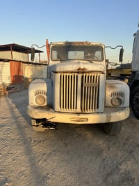 للبيع سكانيا ١١١ رقم بغداد كير و محرك مكفول مربوطه لودر بلسنويه للاستف...