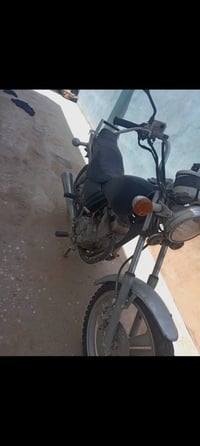 موتور للبيع السعر 250,000 07824931659