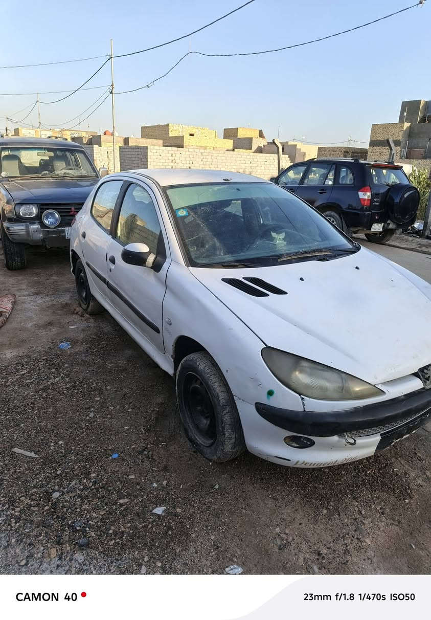 سلام عليكم بيجو ٢٠٦فرنسي مكينه وكير كورله اتماتيك مال مزايده تترقم بسم المشتري مكان ديوانيه السعر (٢٢) (***********)
