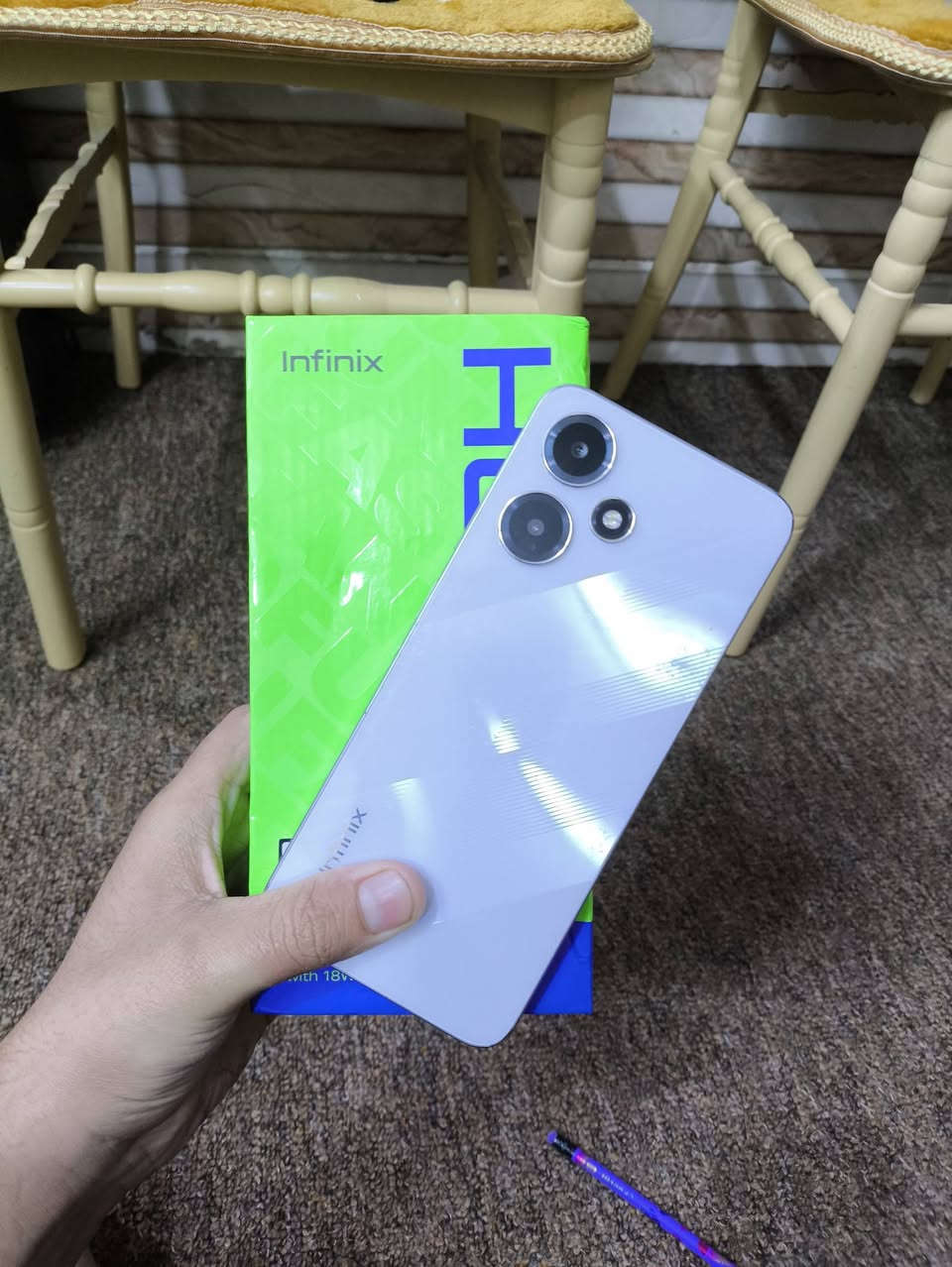 ايباد برو 10.5 جهاز نضيف مكفول ذاكرتة64 اربع سماعات استريو ،شاشتة 120هرتز سريع وسلس  240 الف  بي مجال 

انفنكس 30 ذاكره 64 بطاريه. 6000
90 هز نضيف مكفول كامل سعر 100
 بي مجال  عنوان بغداد ساحت عدن رقم *********** فقط بيع
