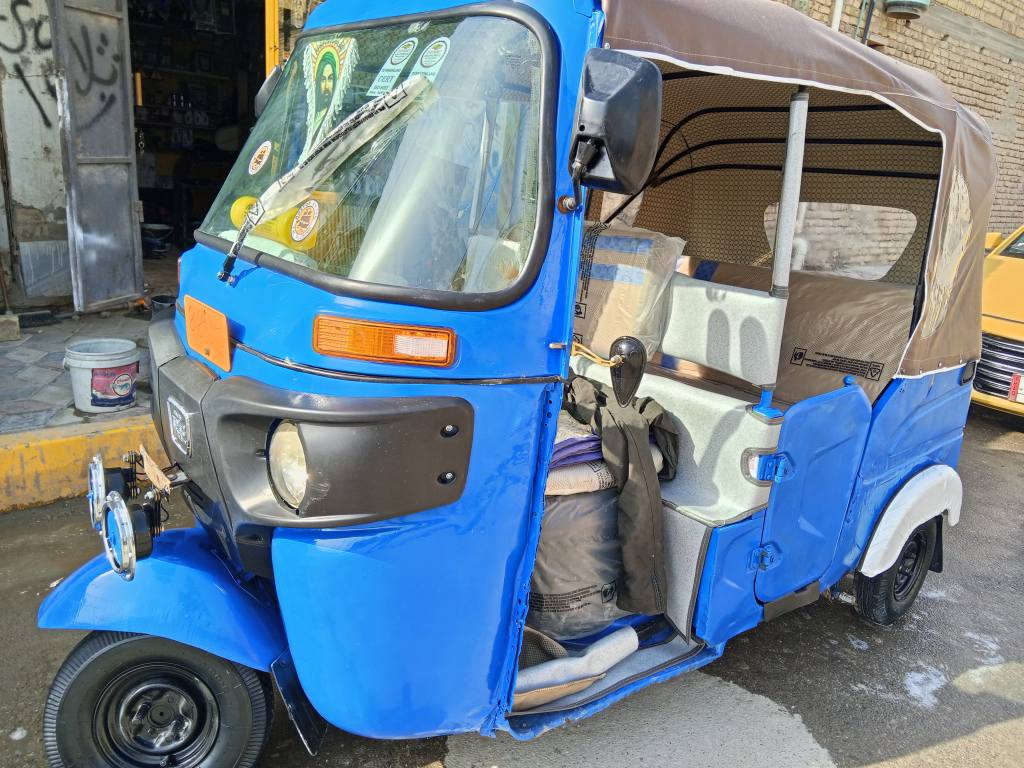 للبيع مديل 21كلك بدون وراق مكينه مجفته بوشه وبستم ابيع بدون هورنات مكاني ناصريه ناحيه الفضليه 3500وبيه مجال شي قليل ***********لحد يخابر ويكلي شبيه أوراق مابيها اخوان
