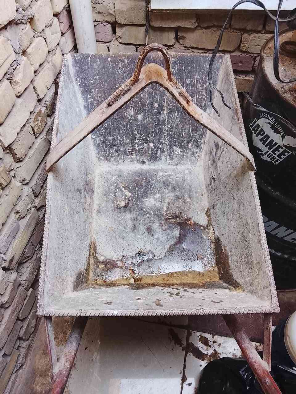 للبيع***********   700
