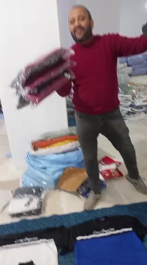 ترينج رجالي سمر ميلتون ظهر مبرد موديل النصين   من لارج ل3 اكس 
ب125ج كميات 
ب130ج من 3دست


**إذا كنت صاحب هذا الإعلان وتريد حذفه لأي سبب، رجاءا أرسل رسالة إلى الدعم الفني**