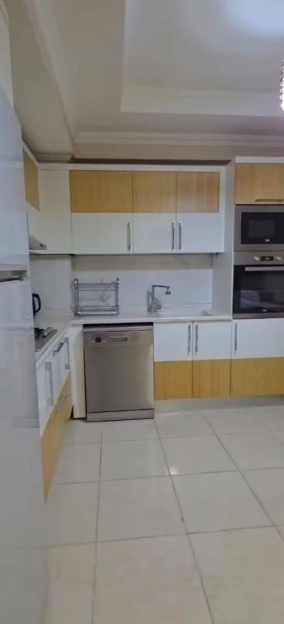 غرفةوصالةمؤثثةزيرو إيجار دائمي
مجمع رؤيا تاور/أربيل/شارع100/
/المربع الذهبي/مقابل القرية الإنكليزية/
للإستفسار واتساب ***********
 مواصفات:
مساحة 85متر📍
بلكون/واجهةعلى شارع100/
واجهةعلى إمباير 📍
خدمات 24ساعة 📍
مطاعم ومقاهي 24📍
حديقة أطفال 📍
ماركيت 24ساعة 📍
صيدلية +مكوى📍
نادي جيم داخل المجمع 📍 أربيل, العراق
