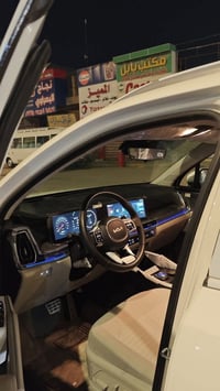 سورنتو 2025 فول مواصفات  ماشيه 2000 السعر ثلاث شدات و17 ورقه  الاتصال ...