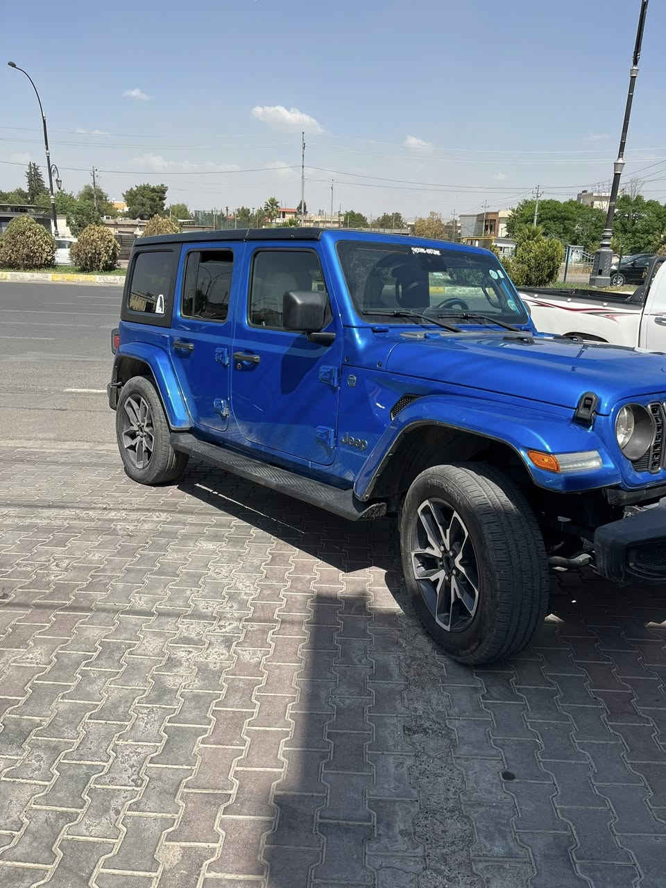 سيارتين 24 هايبرد  كلين السعر الوحدة 300 مجال ***********
