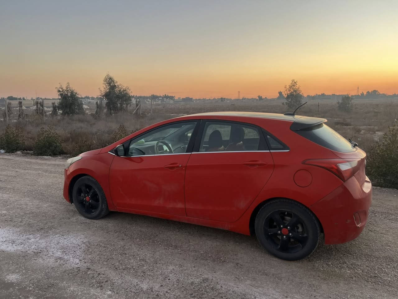 السلام وعليكم
النتره 2016 للبيع 

السعر 75 
مكان السياره المحموديه ناحيه الرشيد 
***********
