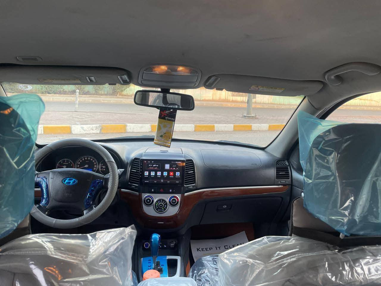 سنتافيه موديل 2009 كصه جنطه شغل درجه اوله جاهزه من كلشي متومه حصت كاز كل المحافظات  للبيع السعر 50 وبيهه مجال المكان ناصريه ***********
