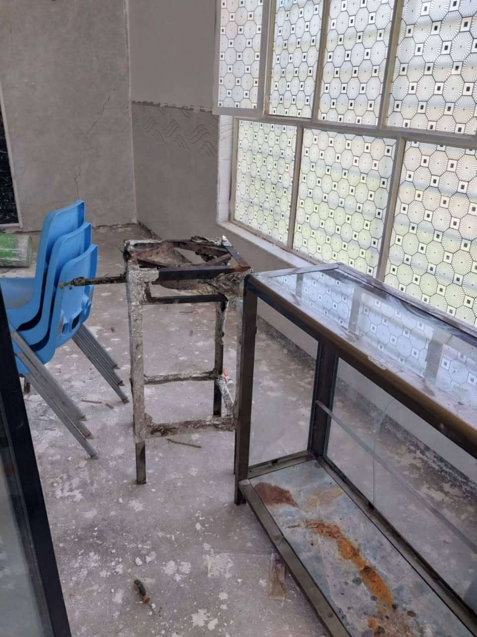غراض كافتريه لبيع


**إذا كنت صاحب هذا الإعلان وتريد حذفه لأي سبب، رجاءا أرسل رسالة إلى الدعم الفني**