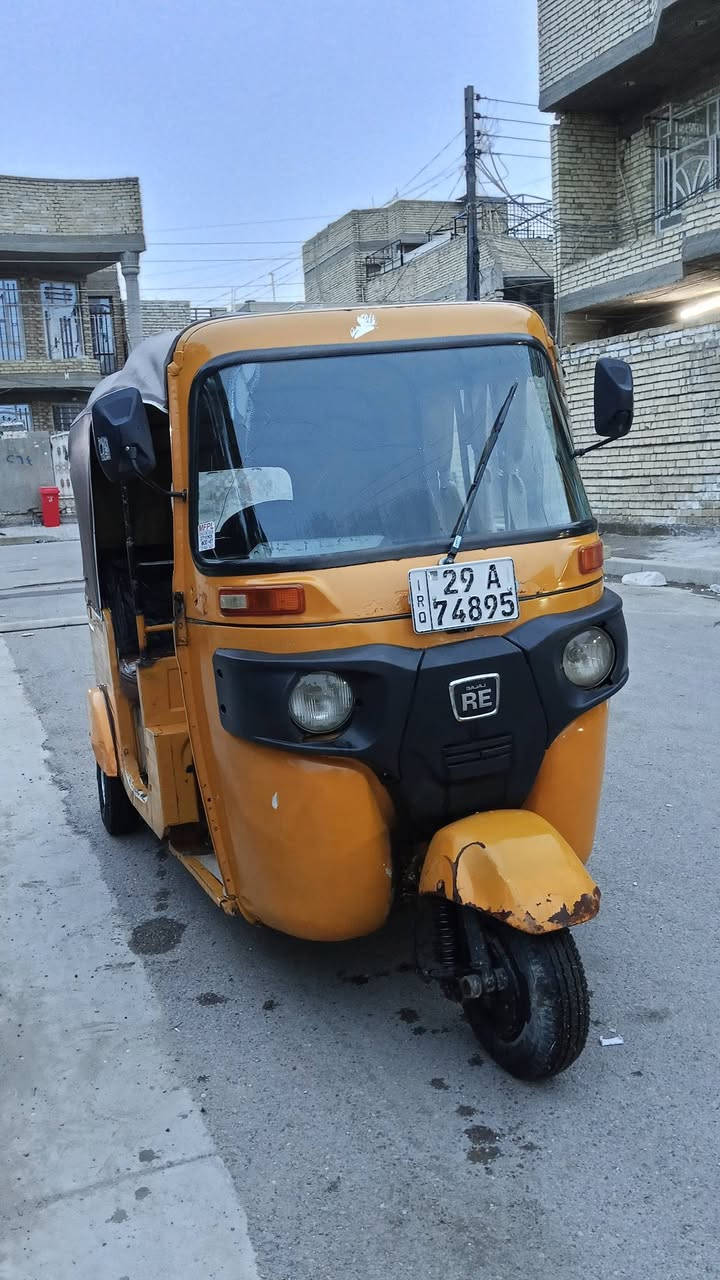 سلام عليكم
تكتك موديل 19داخلة بل 20
رقم واسط مشروع وطني تحويل وين ما يعجبك
التكتك بيهة تعمير وصبغ 
مكينة وكير اكسل وكابريتر كلجات سكليتر جديد كلة كفالة المكينة توني مجفتهة علا ايدي تجفيت يخبل وترايك زيرو 
تخم تايرات جدد الله شاهد تكتك مناقصهة اي شي مال عيشة تخبل ونضيفة 
مكاني الحسينية مال راشدية 
السعر 5250وبيهة مجال للطيبين /رقم ***********
