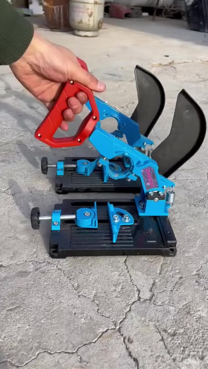 لو عندك صاروخ أو شنيور… يبقى أنت جاهز تدخل عالم القصّ الاحترافي 😎✂️
🔧 قاعدة تحويل مبتكرة بتحوّل الصاروخ أو الشنيور لـ "س ديسك" قوي لقطع:
✔️ المعادن بكل سهولة 💪
✔️ الأخشاب بدقة عالية 🌲
✔️ قص مستقيم أو زوايا مختلفة بكل تحكم 🎯
⚡ ثبات عالي = أمان أكتر
⚡ دقة في الشغل = نتيجة نظيفة
⚡ توفير وقت ومجهود
💥 مناسب للورش، الصنايعية، والهواة اللي عايزين شغل مظبوط 100%
📍 متوفر الآن في: السويدي تولز.. المنصورة -طناح -شارع البحر 
📞 اتصل دلوقتي: 01028065830
🚚 شحن لجميع المحافظات
 لينك المنتج بمتجرنا الالكتروني 👇👇
https://sllr.co/s/944142
🔥 اطلب دلوقتي قبل ما تخلص!
#السويدي_تولز #عدد_وأدوات #ادوات #معدات #شغل_نضيف #تشطيبات #عزل #سليكون #سباكه #ديكور #حرفيين #صنايعيه #مقاولات #تشطيب #شغل_يدوي #مهندسين #شغل_تقيل
#elsweedy_tools_store


**إذا كنت صاحب هذا الإعلان وتريد حذفه لأي سبب، رجاءا أرسل رسالة إلى الدعم الفني**