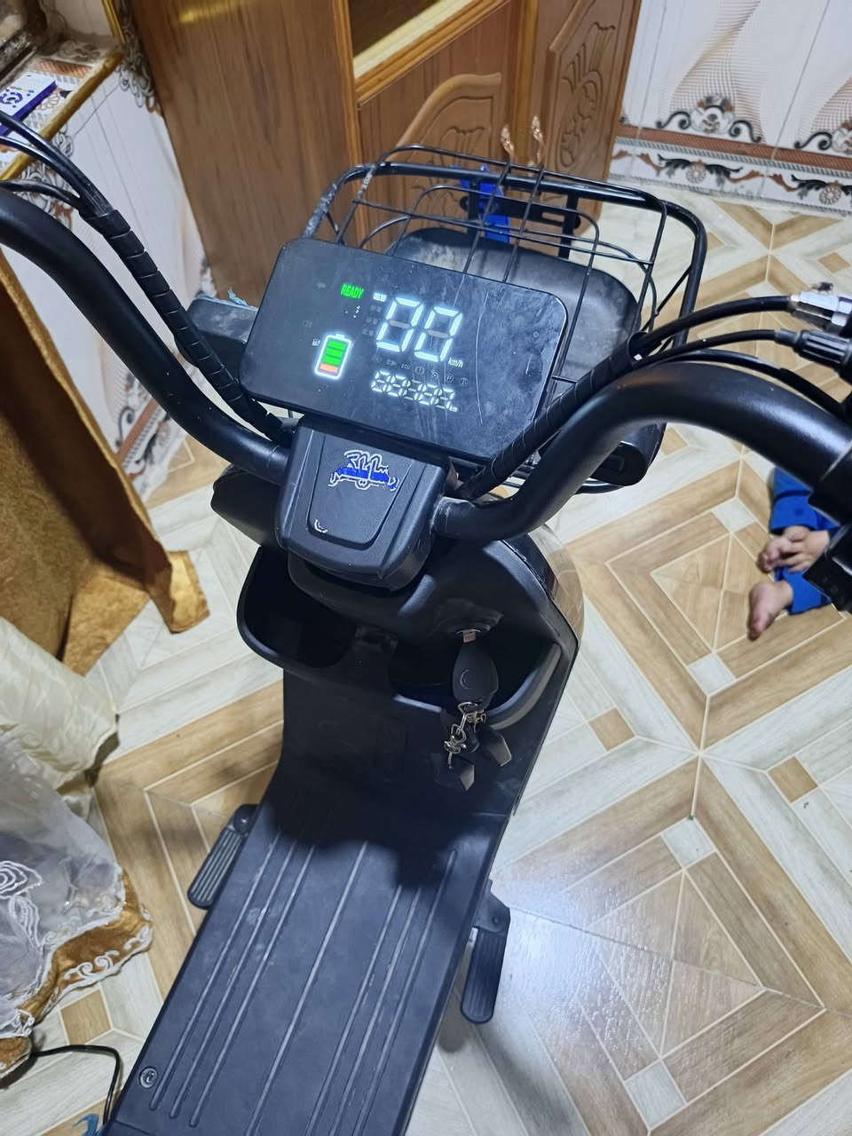 دراجه شحن كلش نضيفه كلشي شغال بيه مكاني القبله وهذا رقمي ***********
