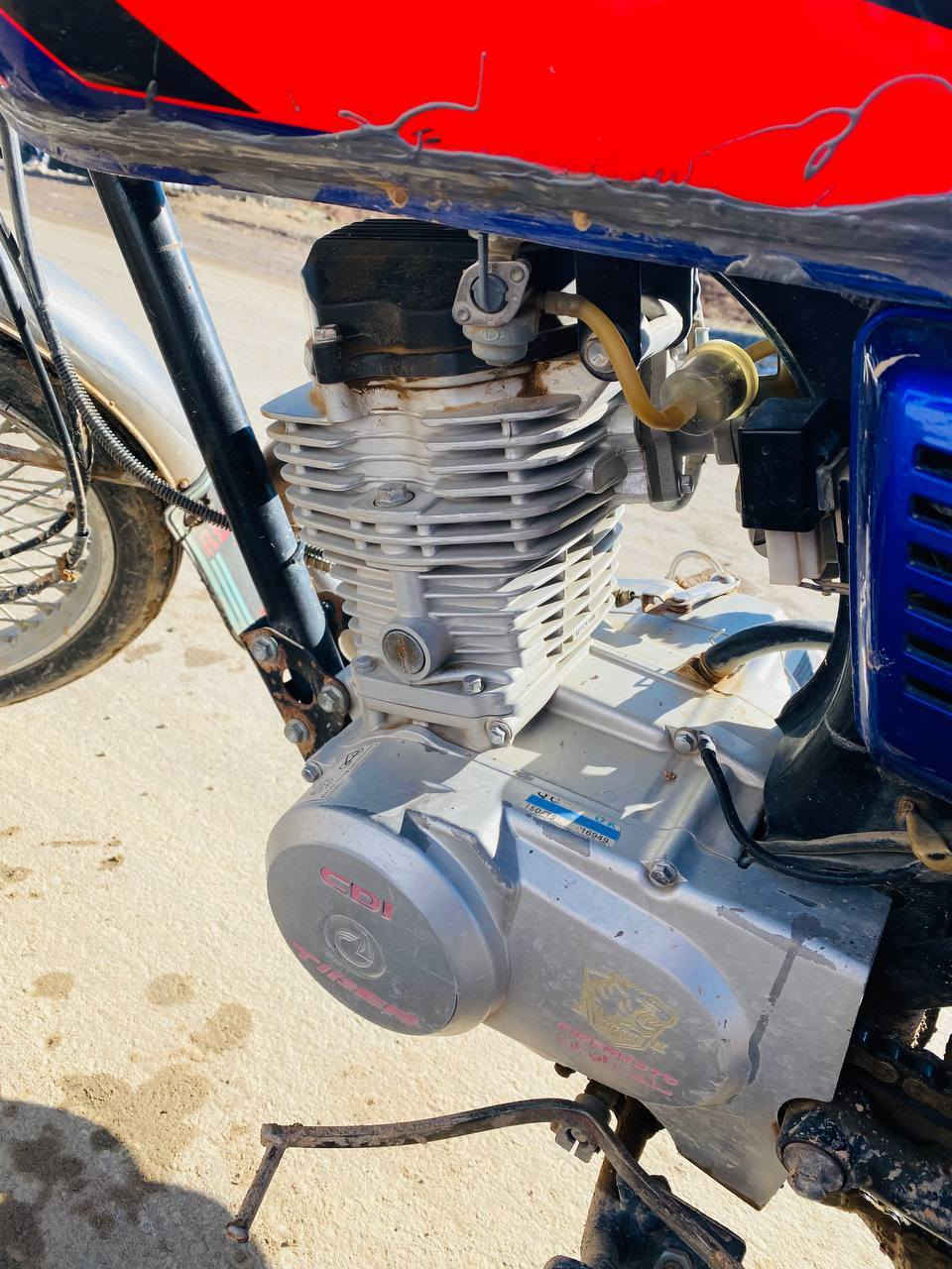 شرط ما مفتوح 

525 وبي مجال خابر وتدلل ***********
