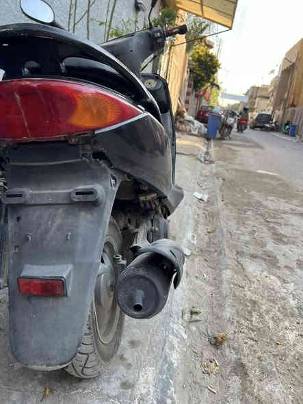 السلام عليكم
دراجة بريز للبيع 
دراجة نظيفه كفرات حلوه مابيهن كسري بلادي محرك مامفتوح 
بيها كلوب  سعره 75
مكينه مامفتوحهااا
بيهااا نقص كلج خلفي وديطلع صوت فقط 
جيب مصلح وافحص
مكاني بغداد الاعظميه او الكاظميه
سعر 500 وبيها مجال بسيط حك جية 
***********
