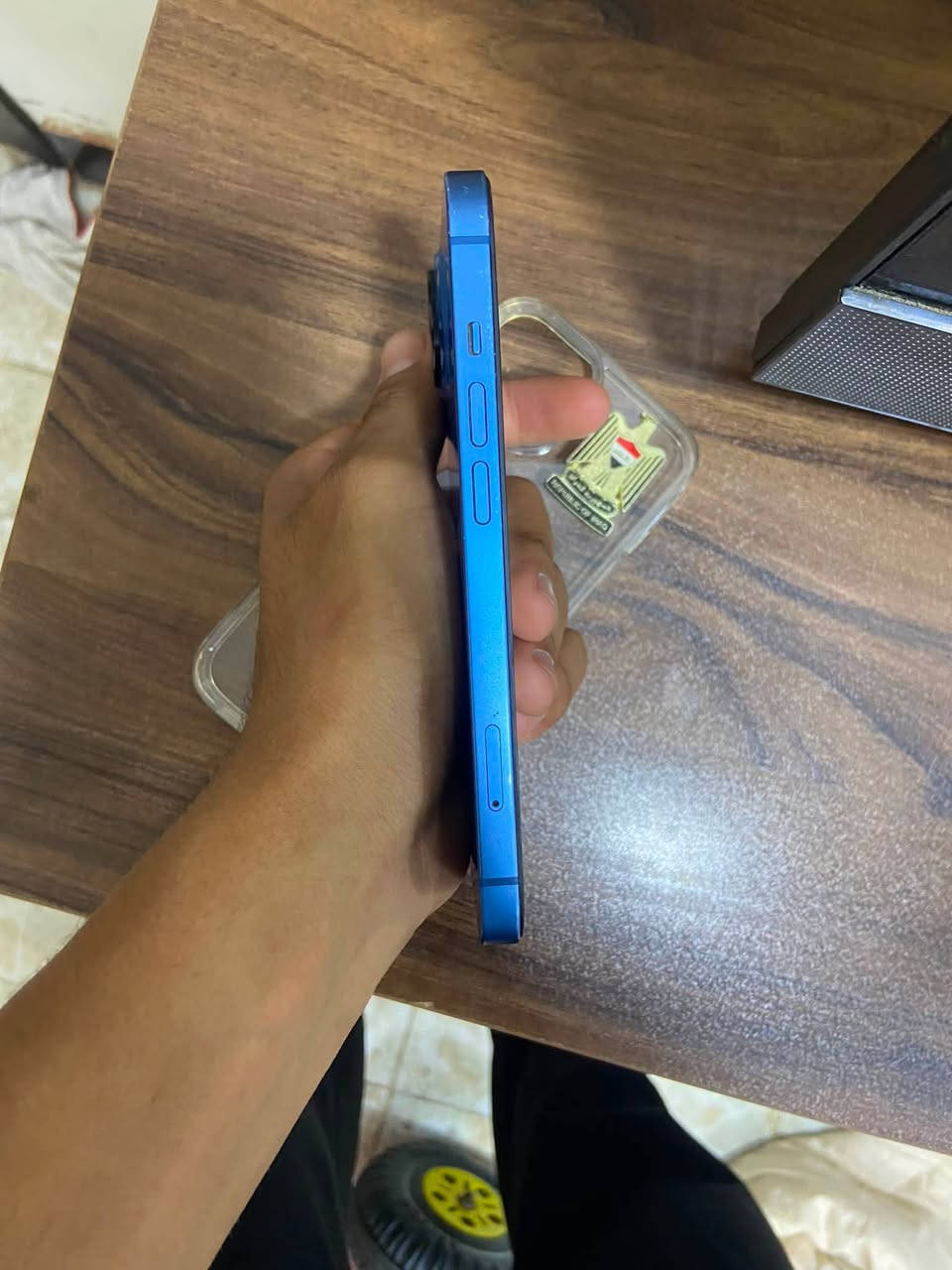السلام عليكم اخوان 🤝
ايفون 13 عادي📱
ذاكره 128gb💽
لون ازرق💙 
بطاريه 74%🔋
الجهاز كلشي بي شغال و الجهاز بطاريه خدمه يعني بلاديه ممبدله مبدل شاشه بس و بيهة فطور بالكلاس تريد تبدلهة سعرهة رخيص او تخلي على وضعه و تستعمله فيس ايدي شغال كامرات الجهاز تخبل و كلشي بي شغال✅
مكاني بغداد الدوره📍
السعر 280 الف💸
للاستفسار آكثر تفضلو خاص او اتصلو على الرقم بي واتساب 
***********
