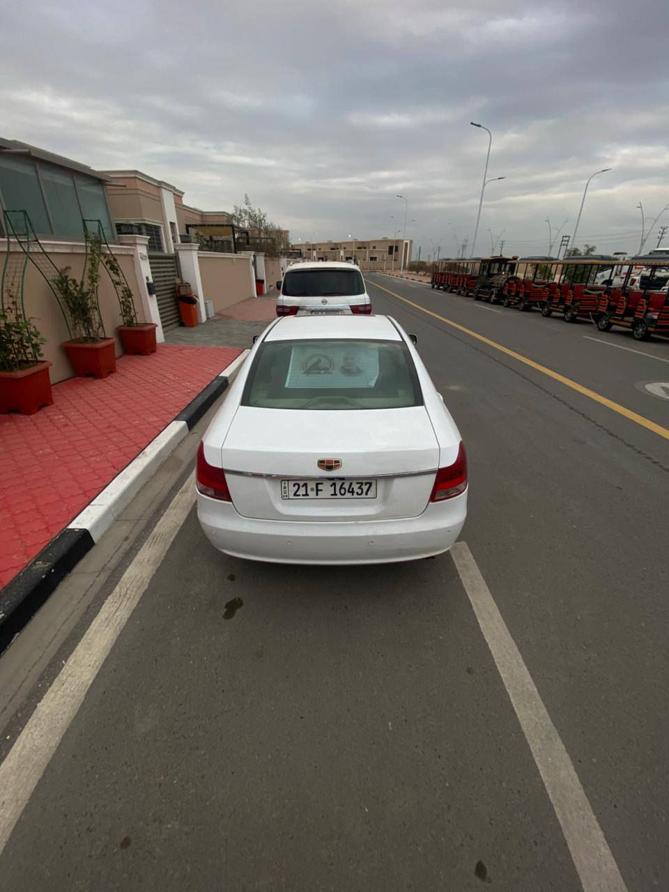 السلام عليكم جيلي ام كراند c8ملكي 2013 مكينه جبيره 2400 فول مواصفات جلد شاشه كامره فتحه نقطه عمياء مري شفط ثلاجه خير من الله سياره مكينه كير تخم تاير جديد حداده جديده سنويه هزه جديده بسمي تحويل ثاني يوم رقم تلفون*********** مكان سياره بصره سراجي رقمه سليمانيه سعره 85وبيه مجال جدا قليل رجاء مو شراي لا يتعبنه سياره جاهزه خير من الله البصرة, العراق
