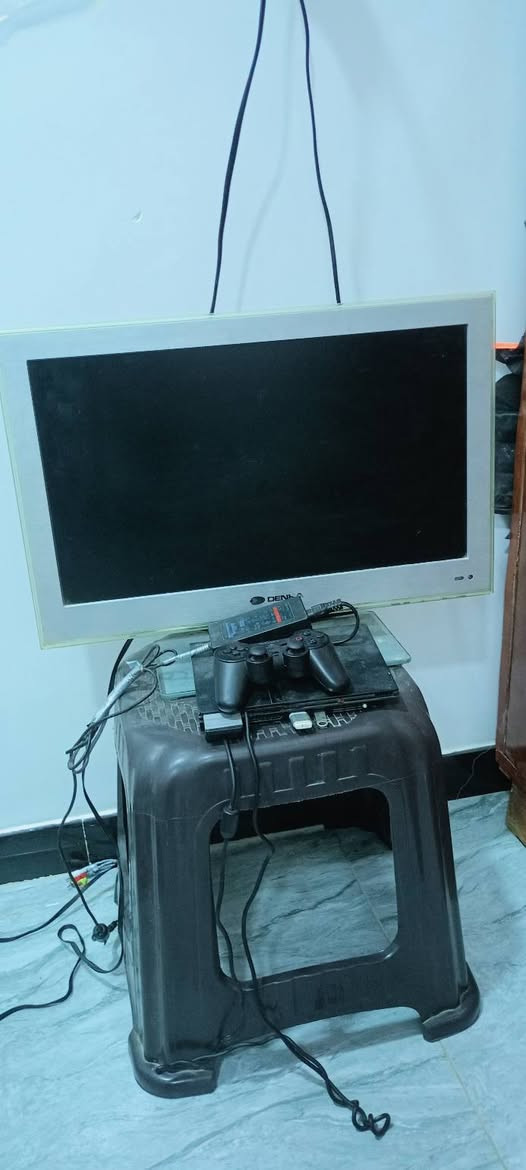 السلام عليكم
بلازما نوع دنكا شرط ماداخله تصليح 
بلي 2 +بيه 50لعبه 🎮 بلي حلو وشغال وبي كير واحد وشغال 
السعر 100وبي مجال 
الاتصال على الرقم 
***********
