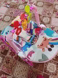 كرسي هزاز • جديد • توصيل مجاني