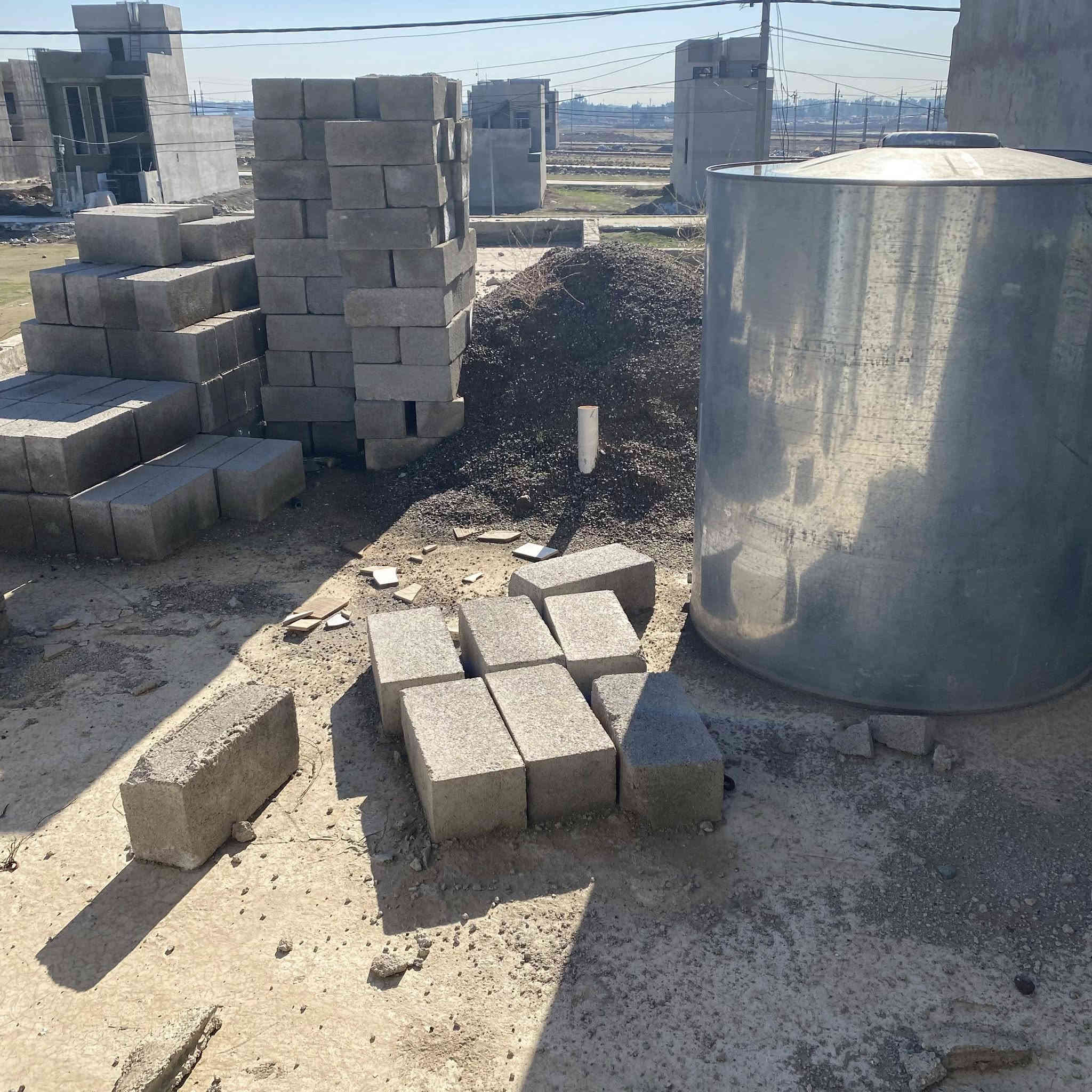 هيكل للبيع في جمعية الكندي الثانية بسعر مناسب
هيكل طابق واحد استقبال +غرفة نوم 🛌 + صحيات 

جاهز جميع التاسيسات كهرباء مجاري ماء مع الصحيات والمطبخ سيراميك 

الاساس (رفت ) نظام دكتات بناء كلش حلو الطابق الثاني نصف غرفة مع تانكيات تاسيسات كاملة 

جمعية الكندي بالقرب (C)من رقم البناء 60 مقاطعة 27 

مساحة البناء 120 متر واجهة 6امتار  //نزال 20 متر

خدمات كاملة ماء كهرباء تبليط 

للاستفسار الاتصال 

***********

***********

***********

***********

موقع المكتب طريق دهوك البناء الجاهز بالقرب من التيم ماركت
