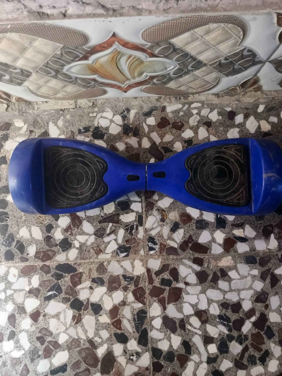 لبيع عوزها باتري يمكن
سعرها ٥٠ وبيها مجال


**إذا كنت صاحب هذا الإعلان وتريد حذفه لأي سبب، رجاءا أرسل رسالة إلى الدعم الفني**