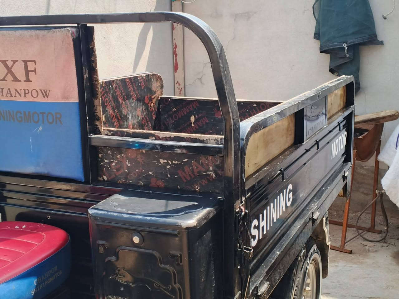 السلام عليكم 
ستوته للبيع 
موديل 2023
بغداد ناحية الوحده 
***********
