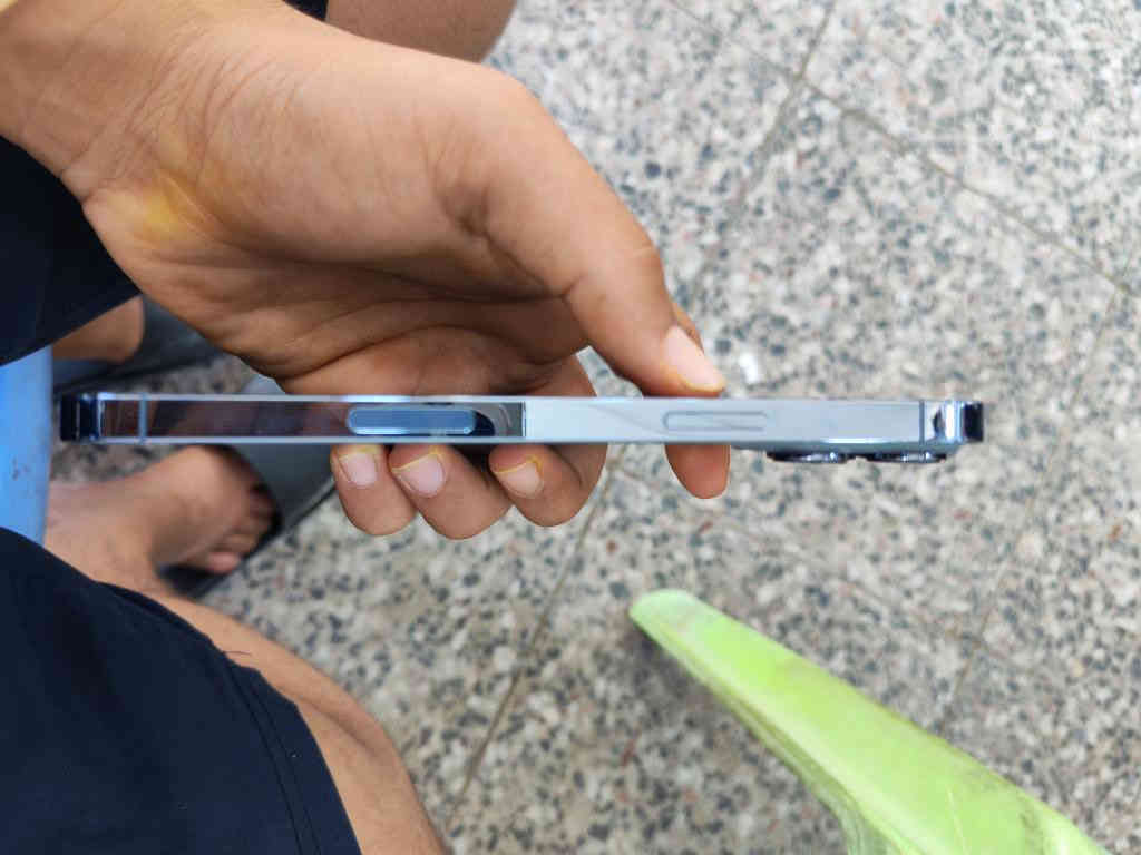 سلام عليكم 13برو ماكس
ذاكره 256
بطاريه93
لو بحري
نموذج m
كله شغال 
تاخذه ع فحص 
سعره 675وبي مجال
عنوان بغداد فلكه حي النصر 
رقم ***********
