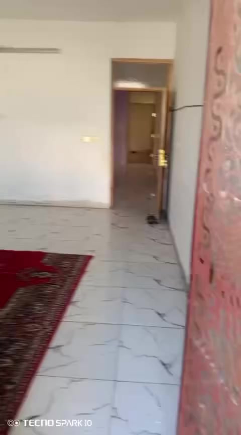 سلام عليكم 
عندي شقه او عندي ابيوت 
بالصحه او بالشهداء او بالزيتون 
عندي قسم مواثث كاملات 

لليجار 
 

ملاحظة 
غير متوجد عل فيس ولا عل ماسنجر 

للاستفسار واتساب موجود وتصال 
‭0771 280 1508‬
***********
