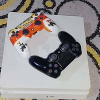 بلايستيشن4 مهكر • ١تيرا • يدتين ٢٠لعبه