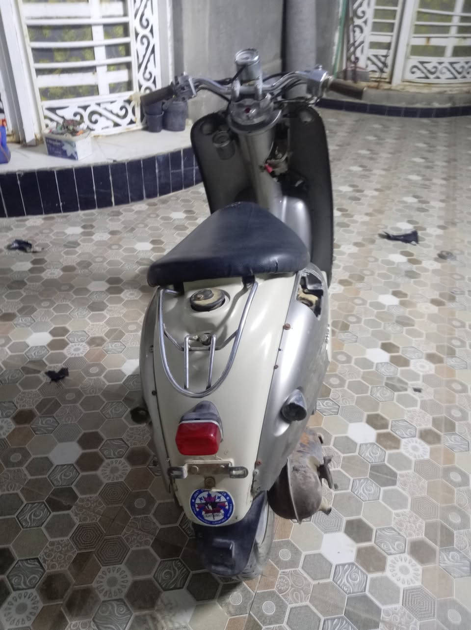 دراجه للبيع مامفتوحه عوزه باتري بس شغاله هندر المكان الناصريه السفينه السعر300وبيه


**إذا كنت صاحب هذا الإعلان وتريد حذفه لأي سبب، رجاءا أرسل رسالة إلى الدعم الفني**