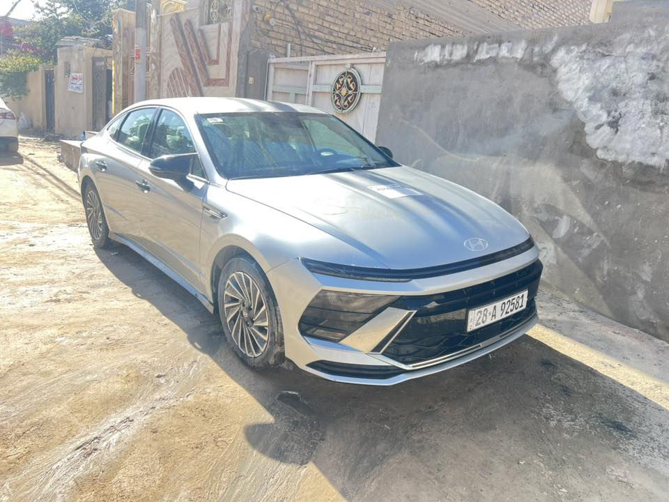 السلام عليكم 
سوناتا 2024 هايبرد
الرقم الدولي ب اسمي
كير تعليك 
شفتات ب السترين 
شاشة كبيره متصل
بصمه أبواب وتشغيل  وصندوك 
الكشنات الاماميه اثنيهن كهرباء
تدفئه كشنات 
شحن لاسلكي
تبريد امامي خلفي
رادار امامي
رادار خلفي
رادار جانبي
كاميرا خلفيه دواره
داخل لونه بيجي
السياره جديده ماشيه فقط 6 بعدها زيرو
حادث تبديل جاملغ وباب فقط البقيه كفاله 
مكاني النجف ***********
السعر 188
