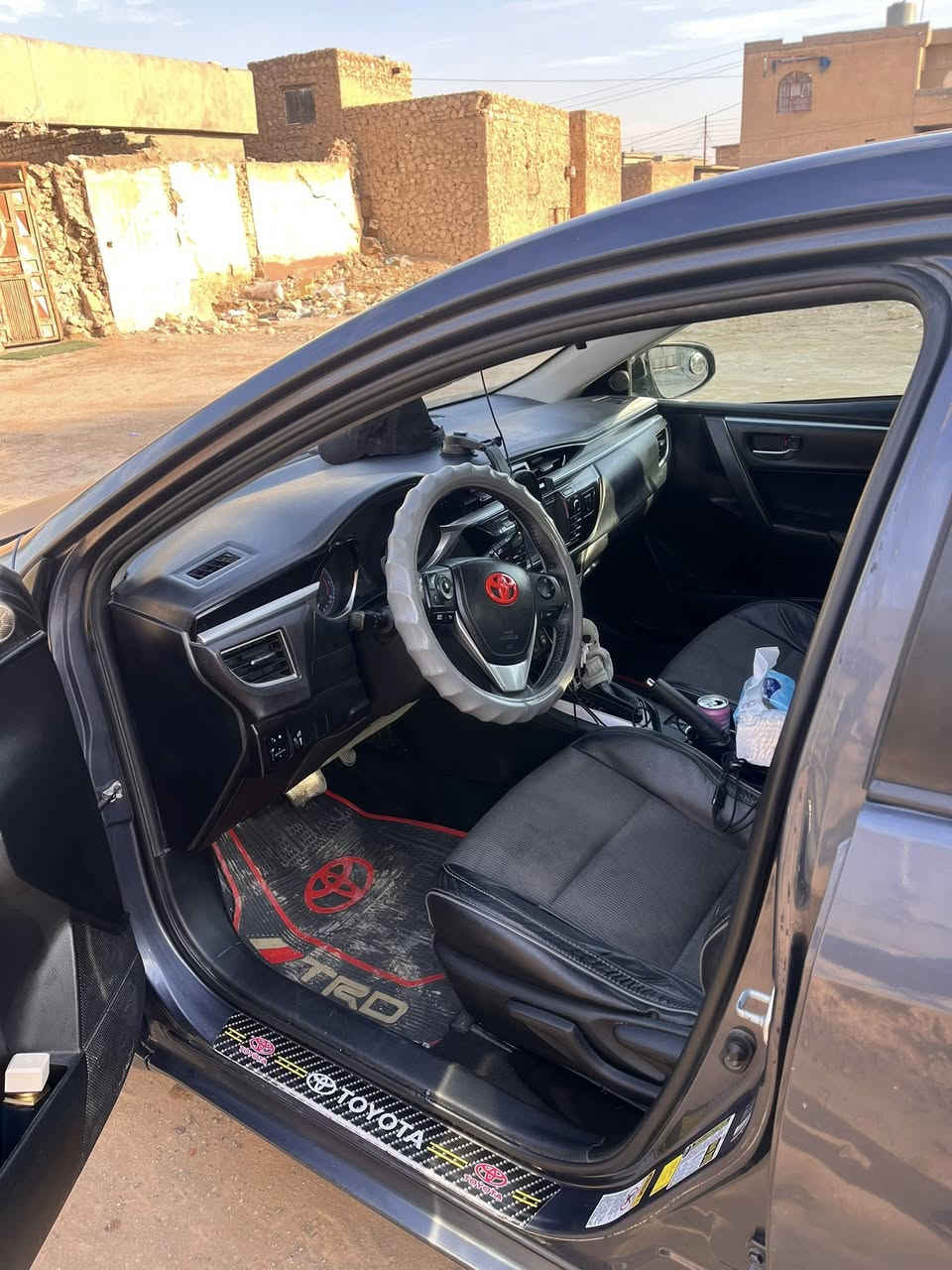 سلام عليكم       
كورلا للبيع. موديل ٢٠١٦ S 
رقم  جديد سليمانيه بسمي 
ضرر فقط بنيد. وبيها مكان بارد 
كير ومحرك شرط  
مكان صلاح الدين بيجي  
السعر 126 ورقه
        
***********
