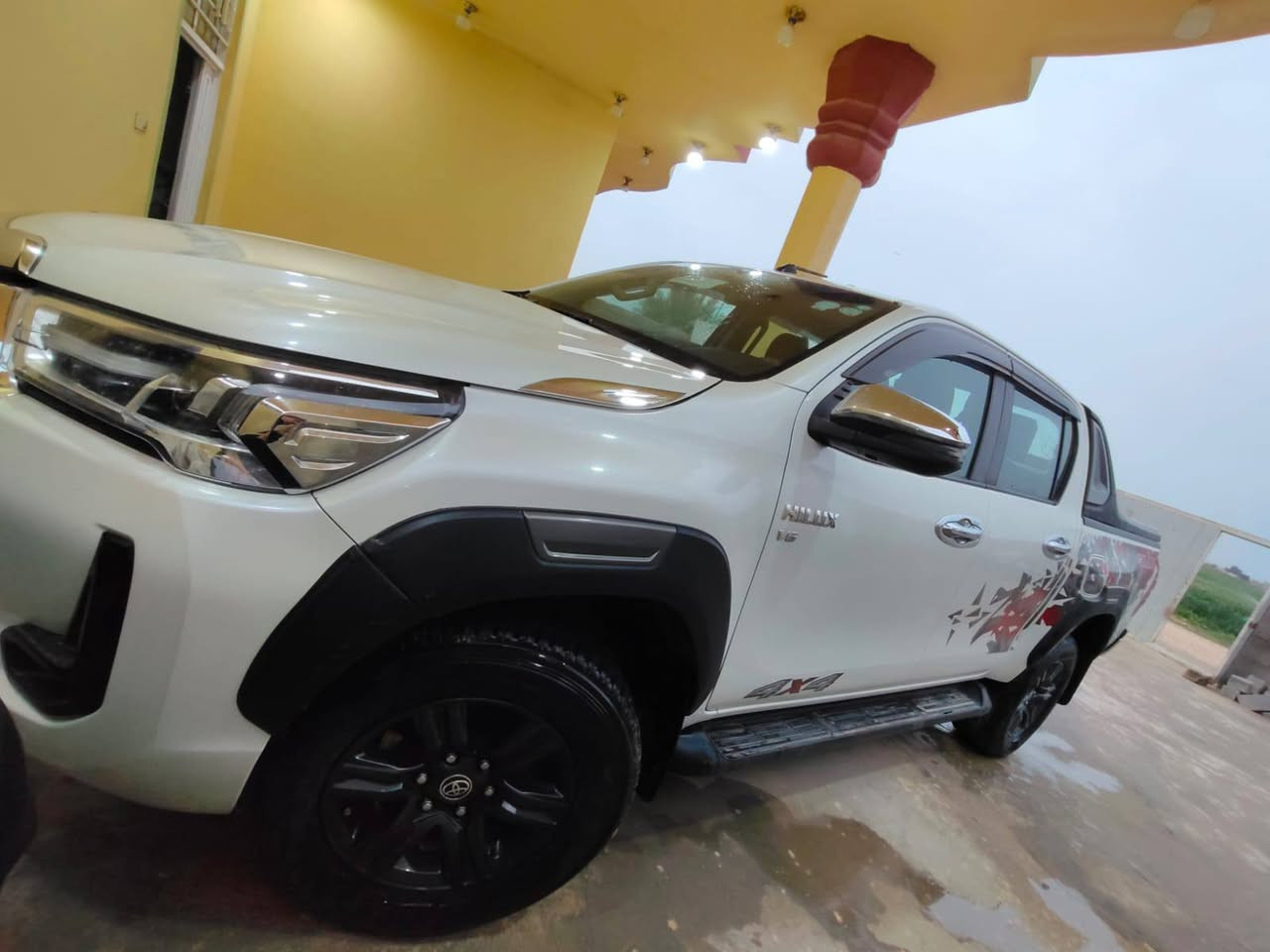 هايلوكس كفاله عامه رقم لربيل تحويل او. وكاله سياره جديده ماشيه 45الف سبيرها مانازل 
السعر 340
رقم ***********
