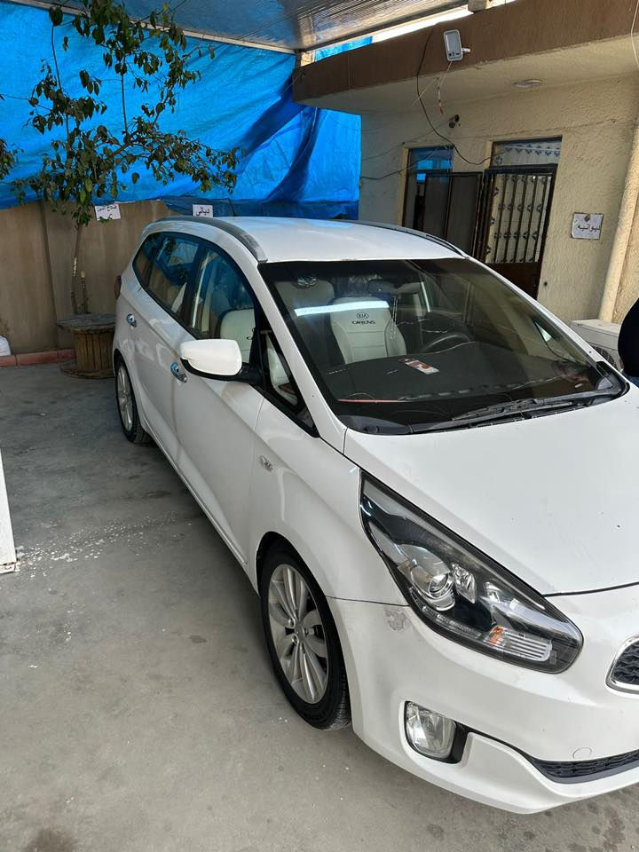 كيا كارنز 2016 خليجي
رقم بغداد
بارد بسيط  بالجاملغ الامامي عكس السابق 
ودعاميه اماميه صبغ
كير محرك تبريد عل وضع الشركه كفاله 
كشنات جلد 
تحكم ستيرن 
سيارة نظيفة استخدام شخصي 
📍مكان السيارة  بغداد الدورة

رقم صاحب السيارة ***********
السعر 143 ورقة وبي مجال بسيط
