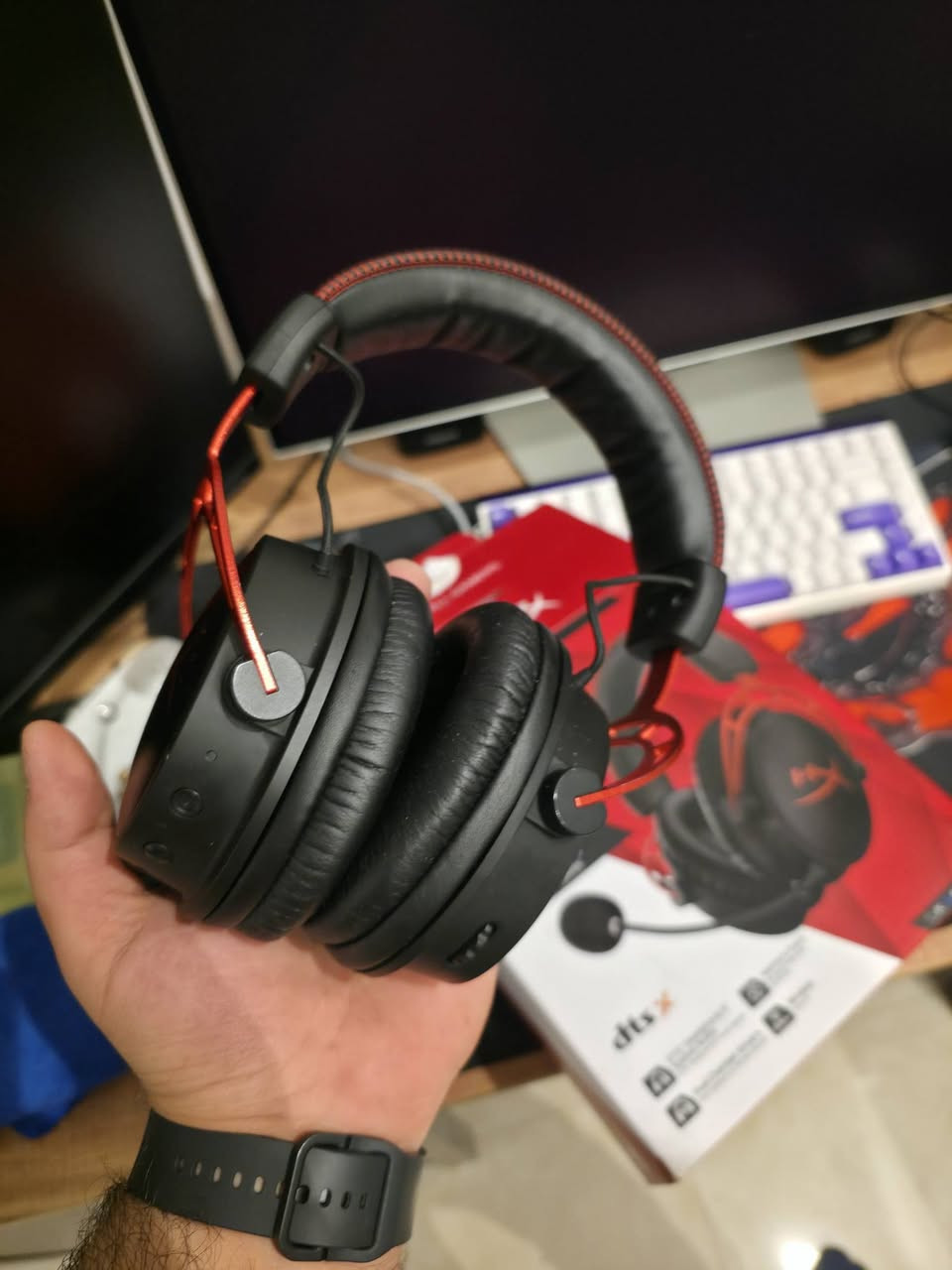HyperX cloud alpha wireless
سلام عليكم للبيع سماعة هايبر اكس وايرليس مستخدمة كلش نضيفة مكاني اربيل
سعر 90الف


**إذا كنت صاحب هذا الإعلان وتريد حذفه لأي سبب، رجاءا أرسل رسالة إلى الدعم الفني**