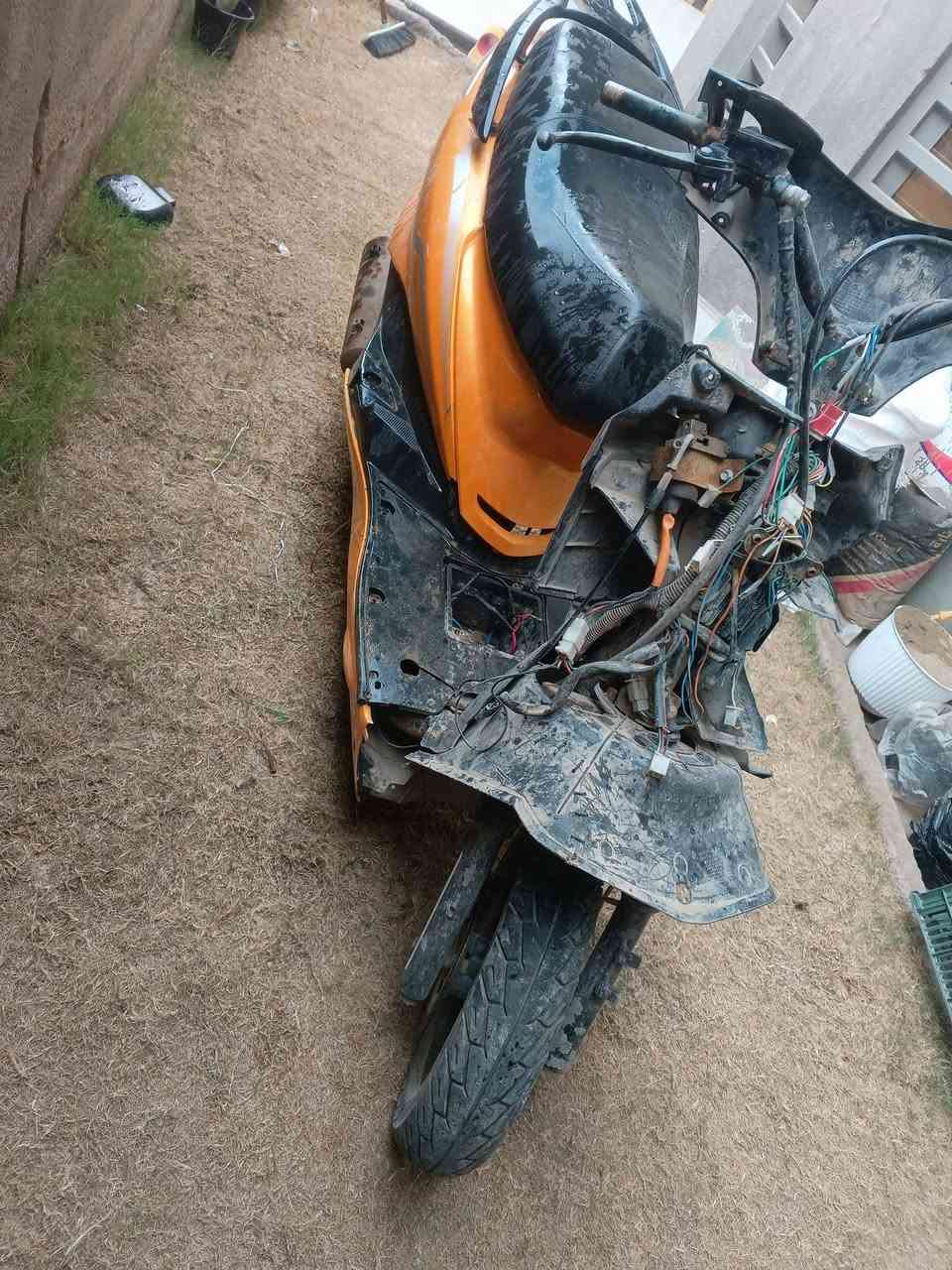 سلام عليكم دراجه سكنس صيني كوم حديد بس شغاله اوراق المكان ميسان حي جمعيات اي استفسار اتصل بــ رقم ***********
